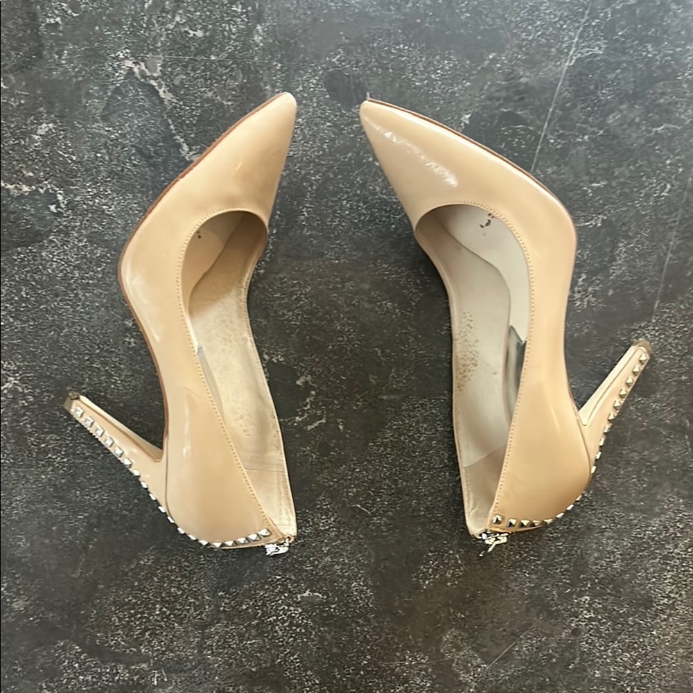 Michael Kors Women's Beige Pumps - Picture 6 of 7